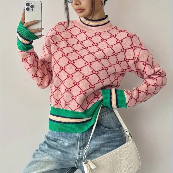 Pink Argyle Women's Sweater - Picture 5 of 7